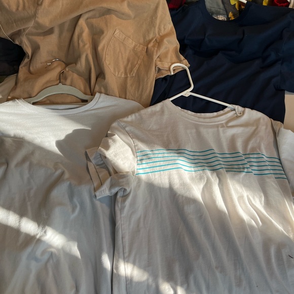 Shirt bundle - Picture 2 of 5